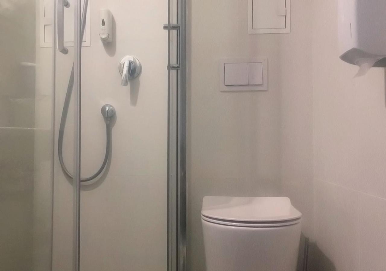 Kyivpasservis Hotel 외부 사진